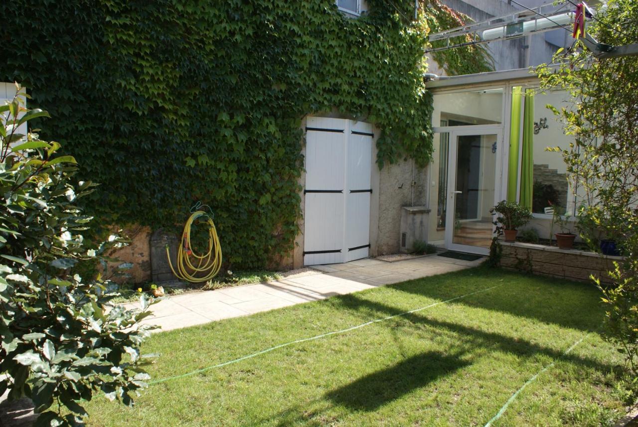 Spacieuse Maison De Village Climatisee Avec Jardin Patio Bessan Luaran gambar