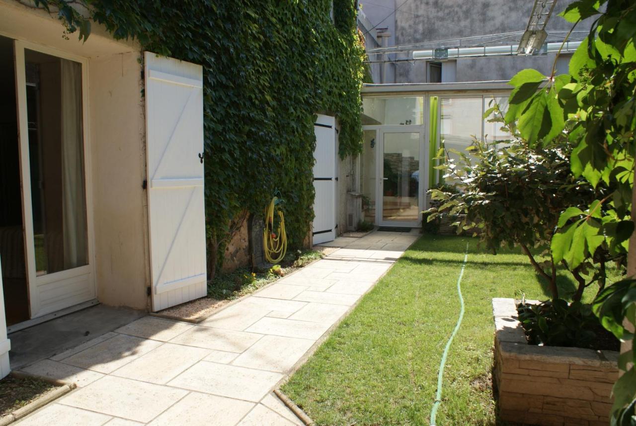 Spacieuse Maison De Village Climatisee Avec Jardin Patio Bessan Luaran gambar